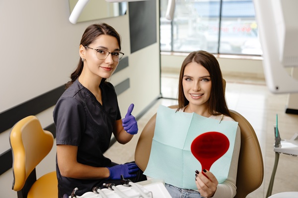 Chipped Tooth Treatment Options From A Cosmetic Dentist